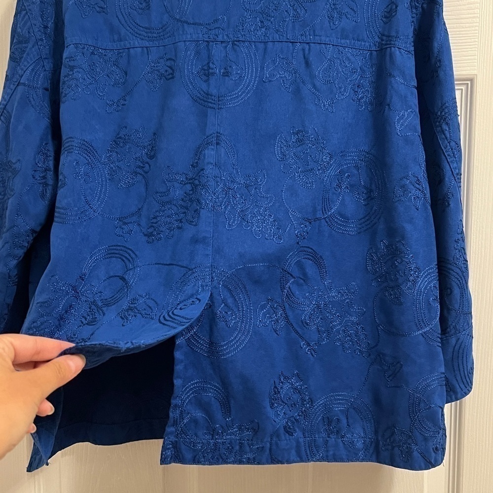 Vintage Chico’s Design Button Down Floral Embroidered Shirt Jacket Size 2 - Picture 10 of 11